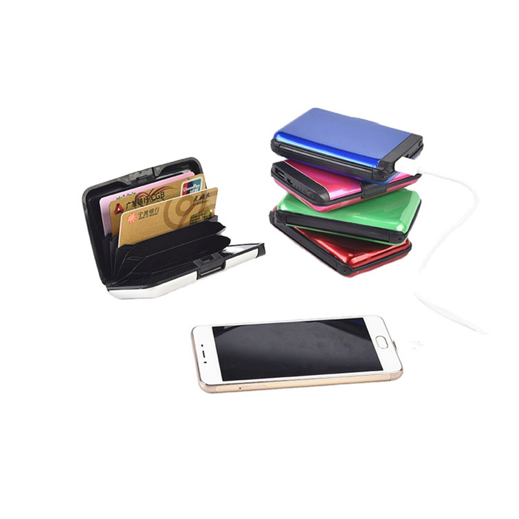 Unsa man ang naghimo sa usa ka Power Bank Wallet nga hingpit nga kauban sa pagbiyahe?